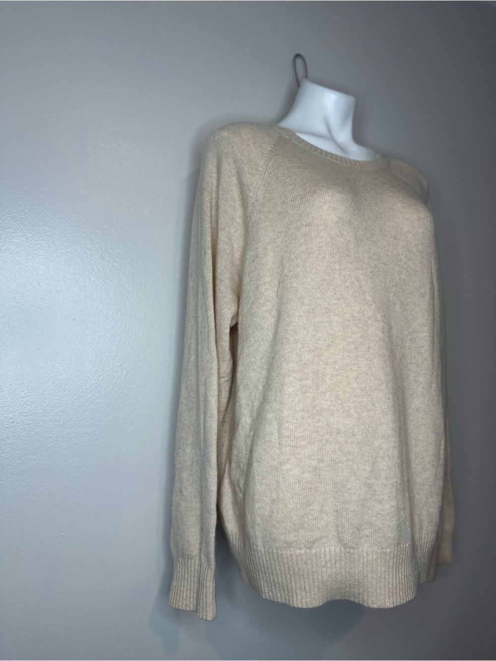 J. Crew Reimagined Lambswool Blend Soft Oatmeal Cream Crewneck Sweater Sz L - Picture 2 of 9